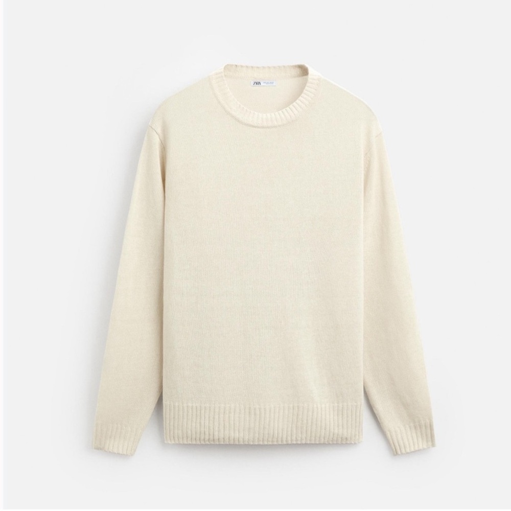 NWOT- Zara knit sweater- Size Medium